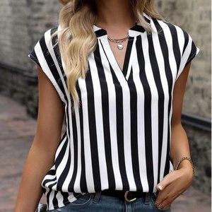 LUNE Striped Print Notched Neckline Batwing Sleeve Blouse